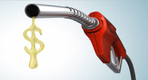 Gasolina deve subir de 5,5% a 6% após eleições, diz fonte