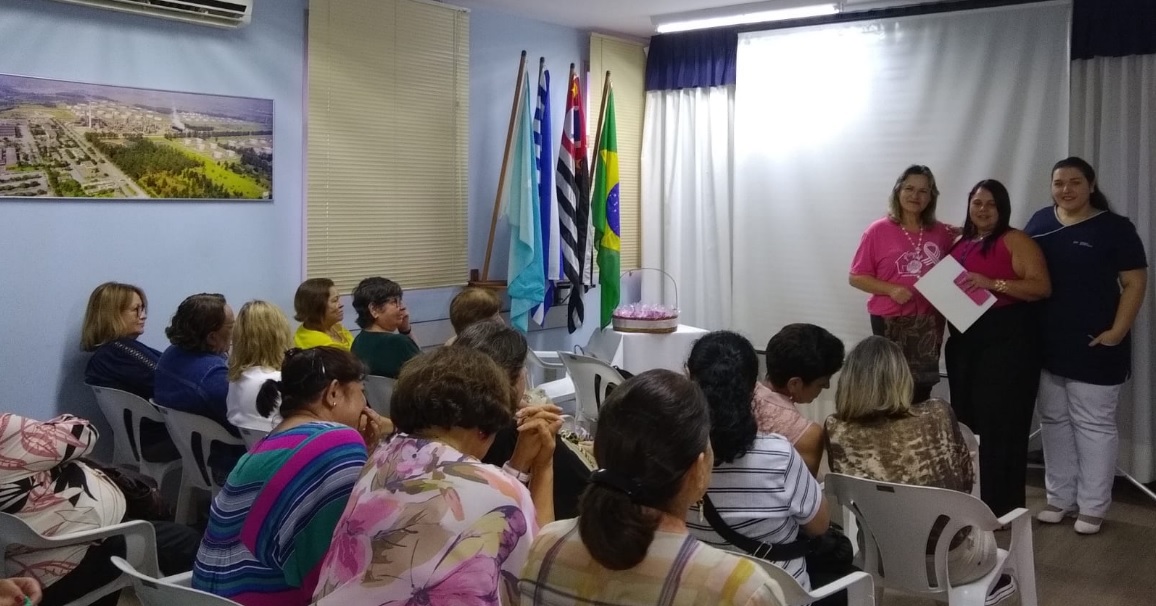 Realização da palestra Outubro Rosa em São José dos Campos