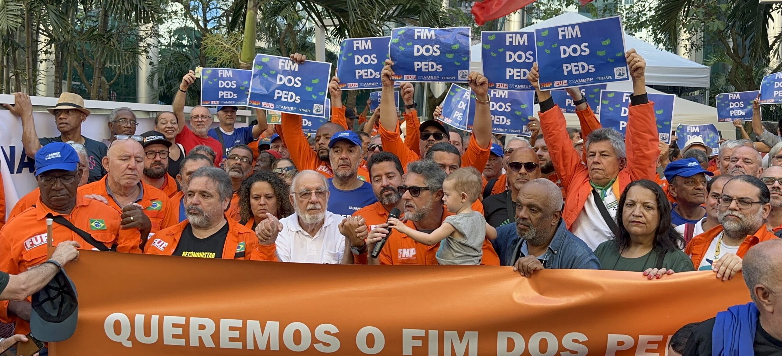 Relembre: 15 dias de Vigilia em ato na frente do edificio da Petrobras